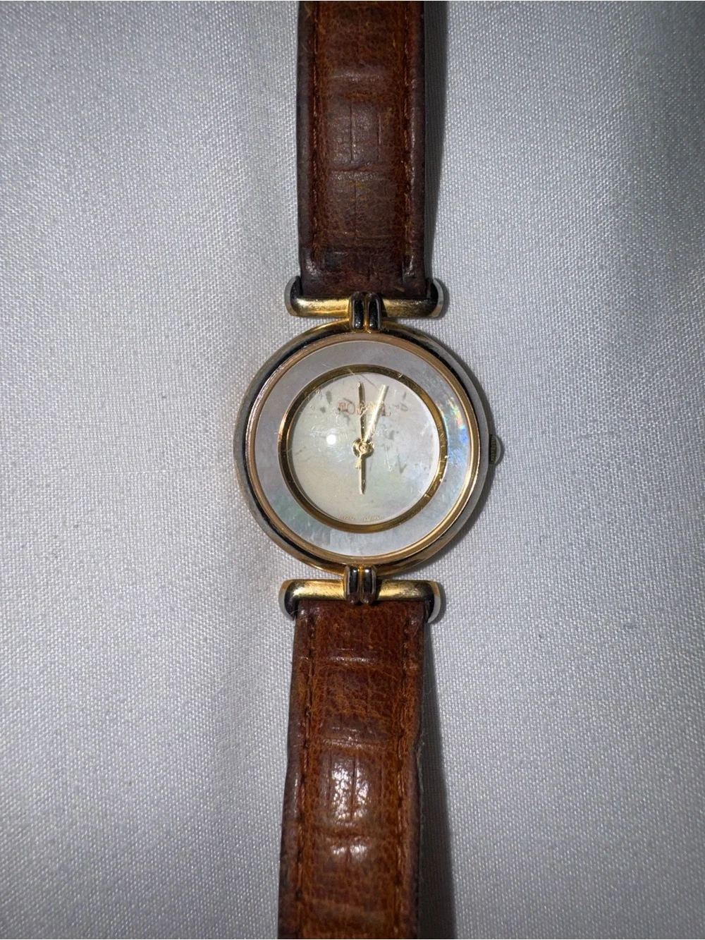 Vintage FOSSIL Women’s Classic Watch Gold-Toned and Cream Face, White Dial